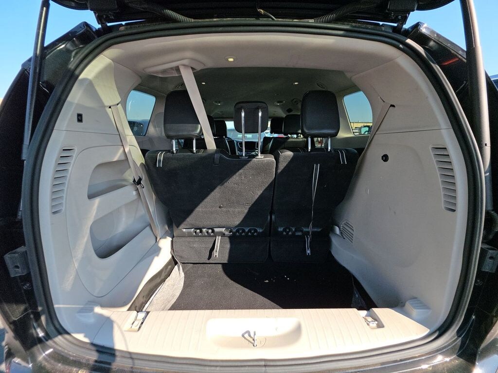 Used 2024 Chrysler Pacifica Touring L Minivan/Van