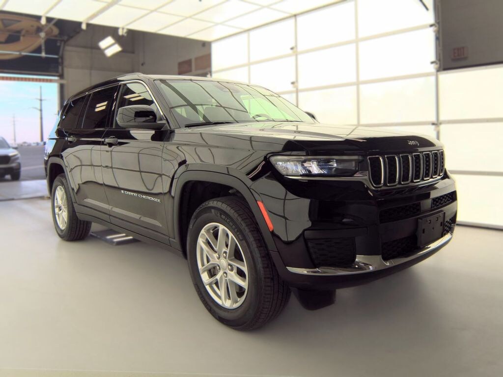Used 2023 Jeep Grand Cherokee Summit SUV