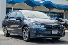 2026 Honda Odyssey Touring Minivan/Van