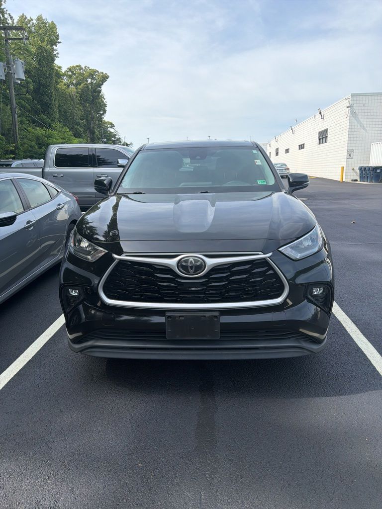 2020 Toyota Highlander LE 4x4 V6's photo