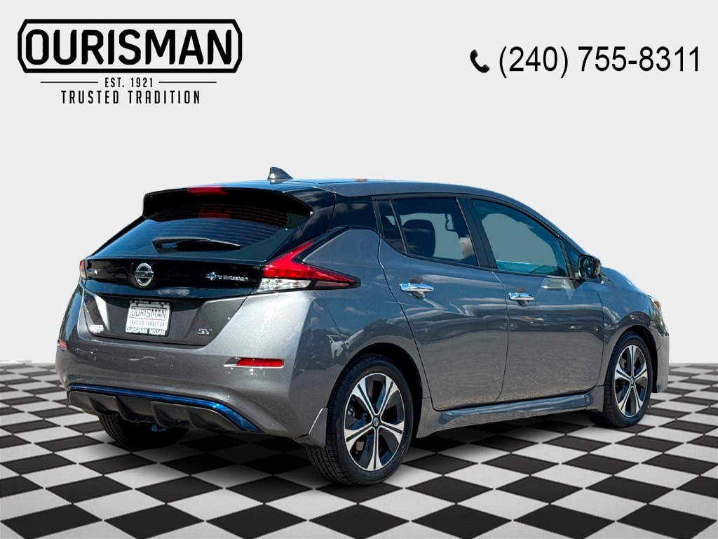 Used 2022 Nissan LEAF SV Hatchback