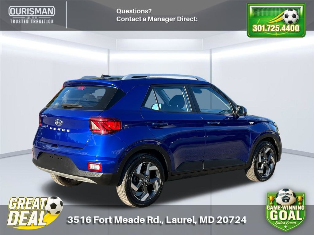 Used 2025 Hyundai Venue SEL SUV