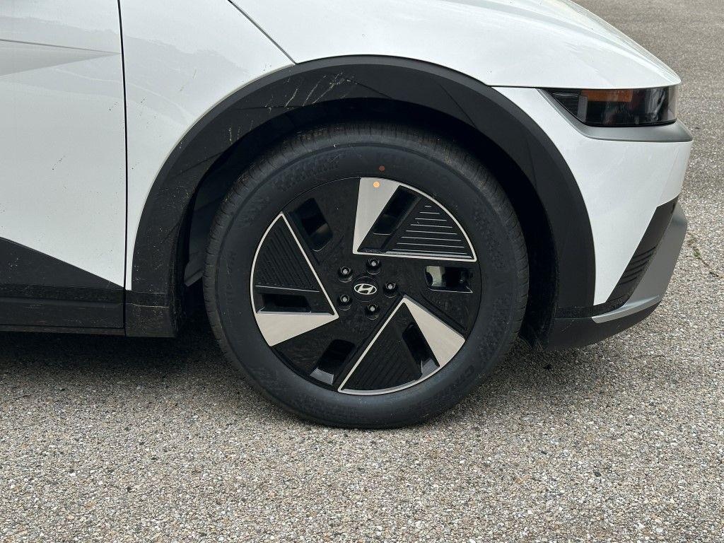New 2025 Hyundai IONIQ 5 SEL SUV