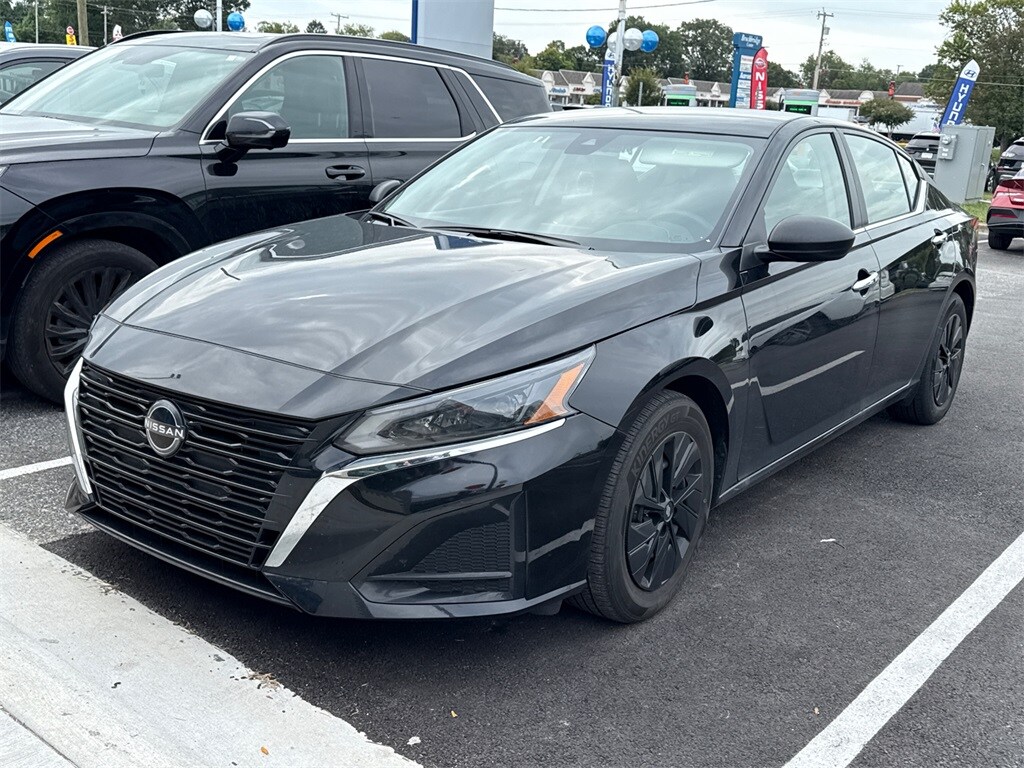 2024 Nissan Altima 2.5 S photo 2