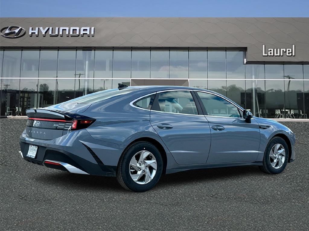 2026 Hyundai Sonata SE photo 2
