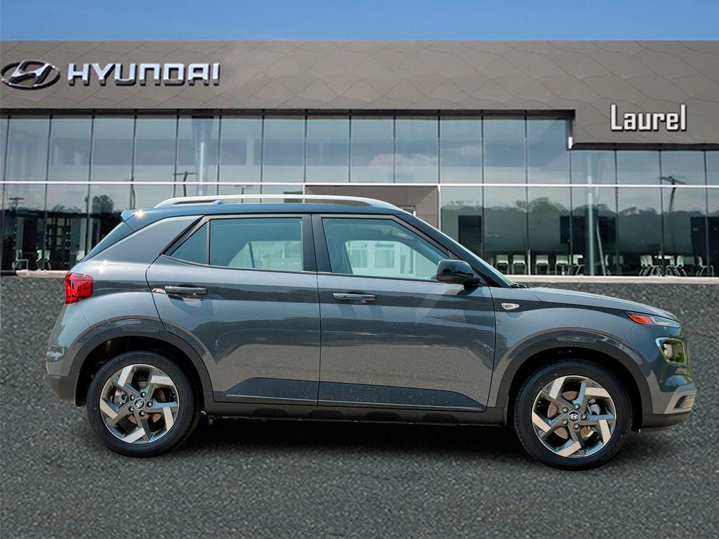 New 2026 Hyundai Venue SEL w/Two-Tone Roof SUV