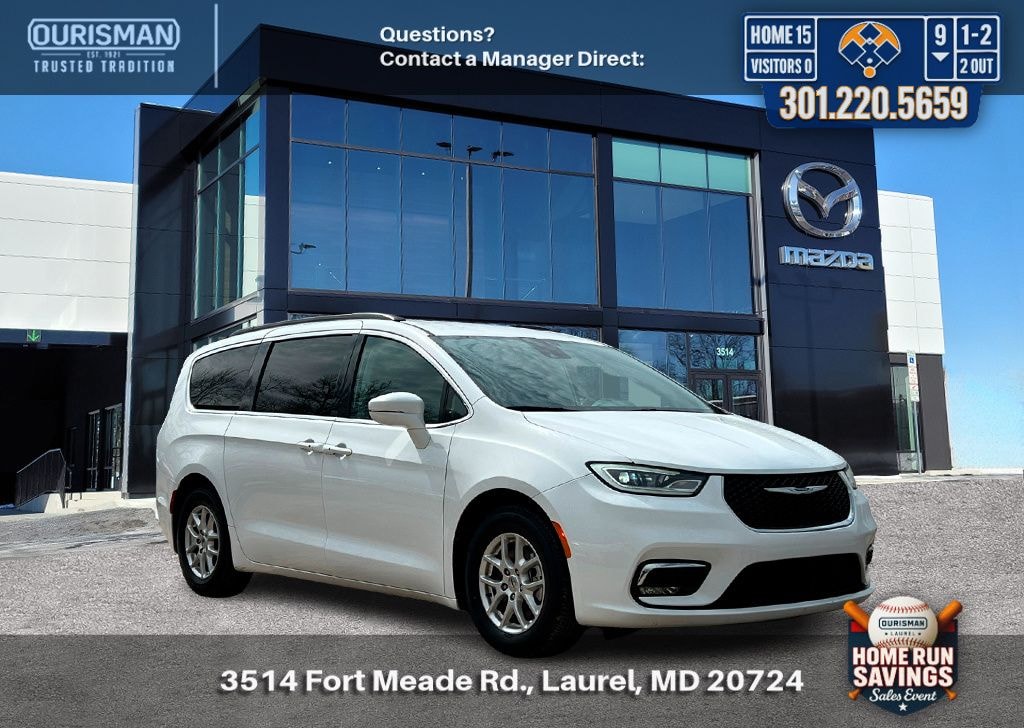 Used 2022 Chrysler Pacifica Touring L Van Passenger Van