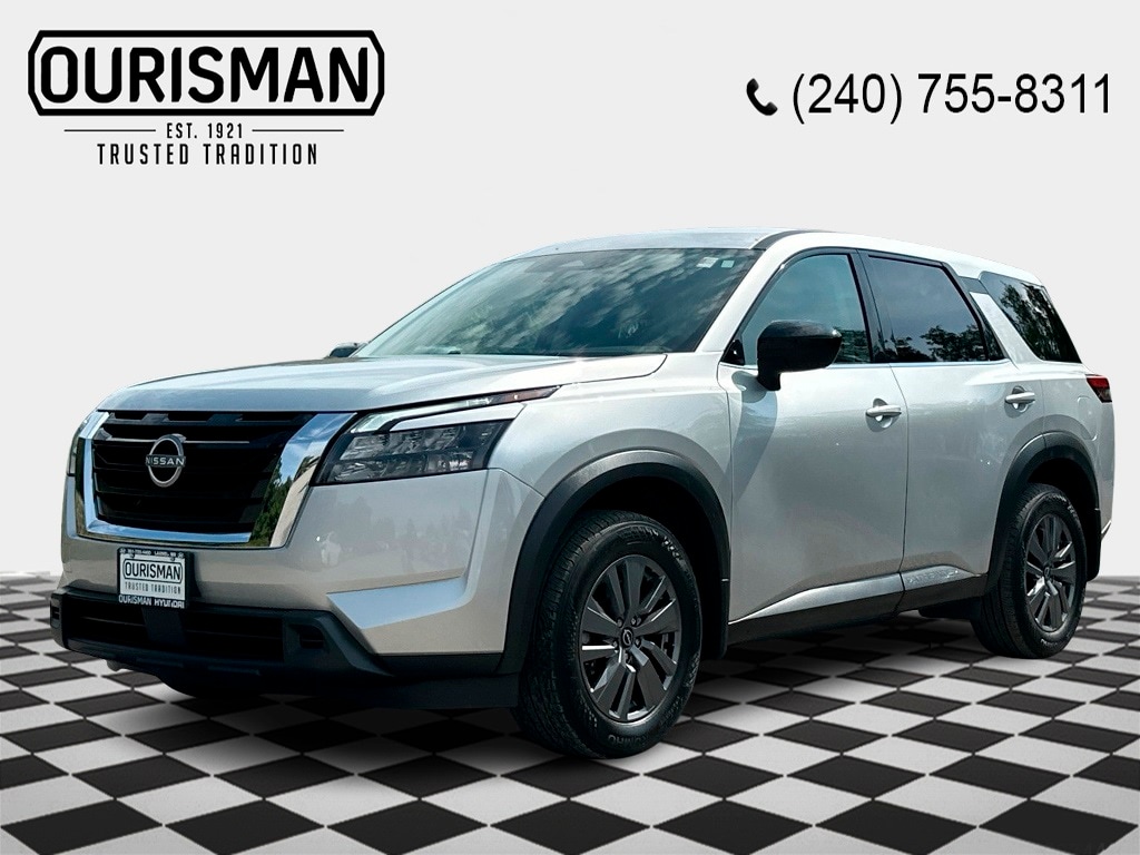 Used 2024 Nissan Pathfinder S SUV