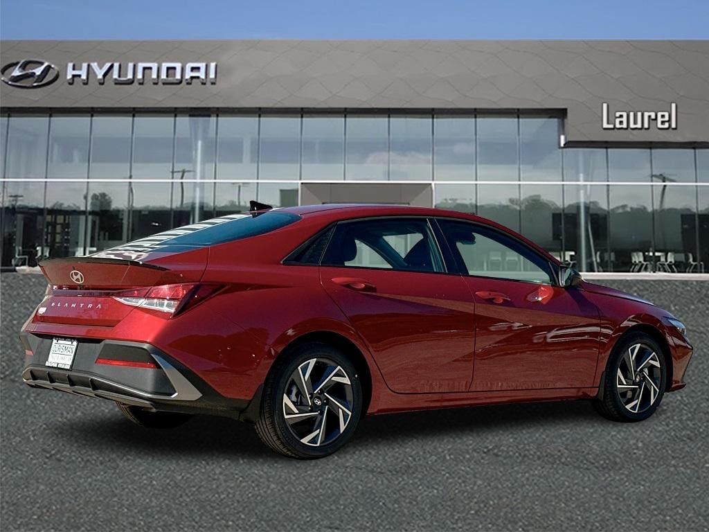 New 2025 Hyundai Elantra SEL Sport Sedan