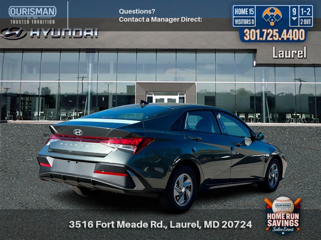 New 2026 Hyundai Elantra SE Sedan