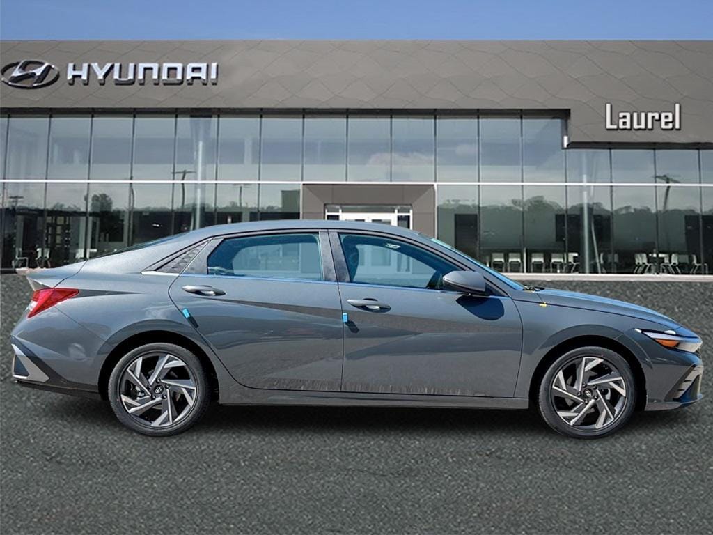 New 2025 Hyundai Elantra Hybrid Limited Sedan