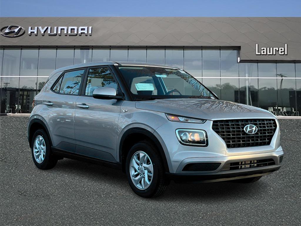 2026 Hyundai Venue SE's photo