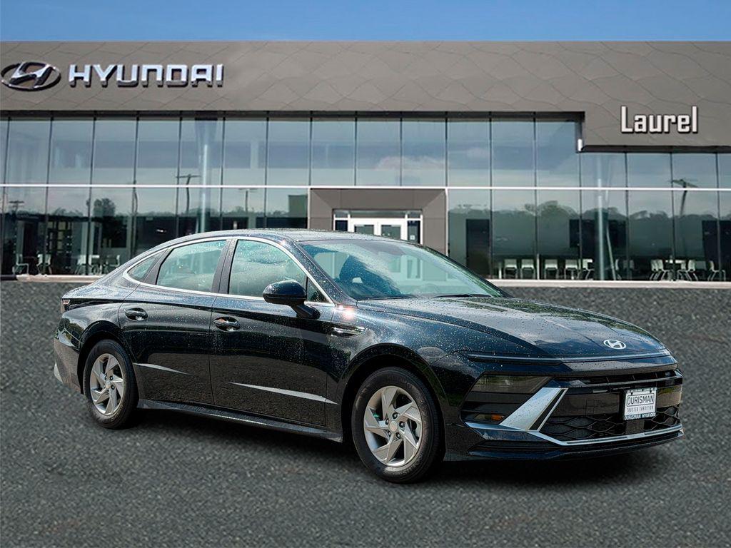 New 2026 Hyundai Sonata SE Sedan