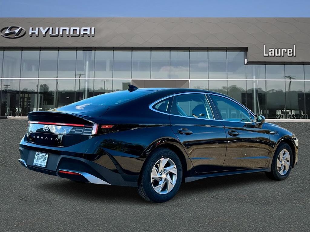 New 2026 Hyundai Sonata SE Sedan