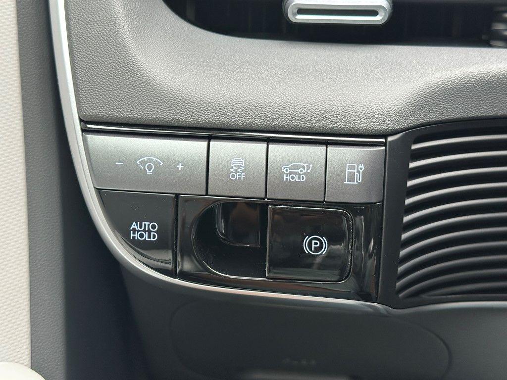 2025 Hyundai IONIQ 5 SEL - Photo 27