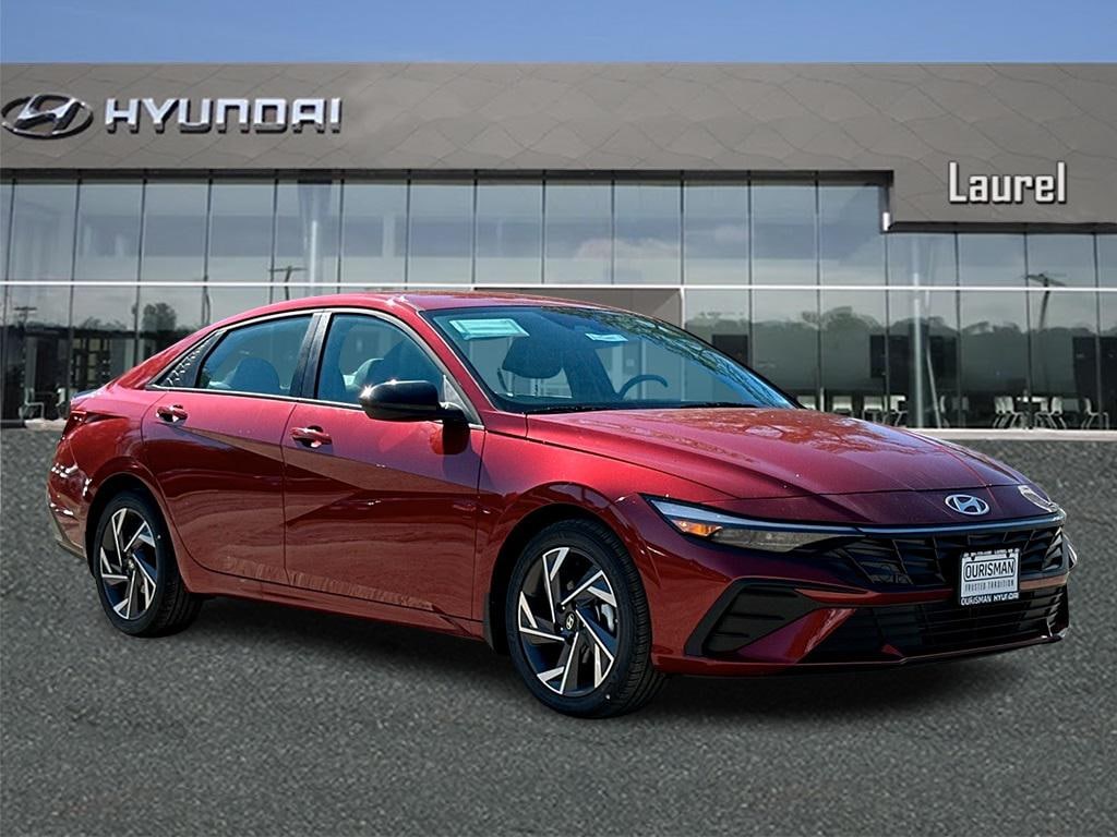 New 2025 Hyundai Elantra SEL Sport Sedan