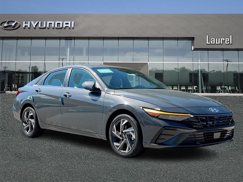 New 2025 Hyundai Elantra Hybrid Limited Sedan