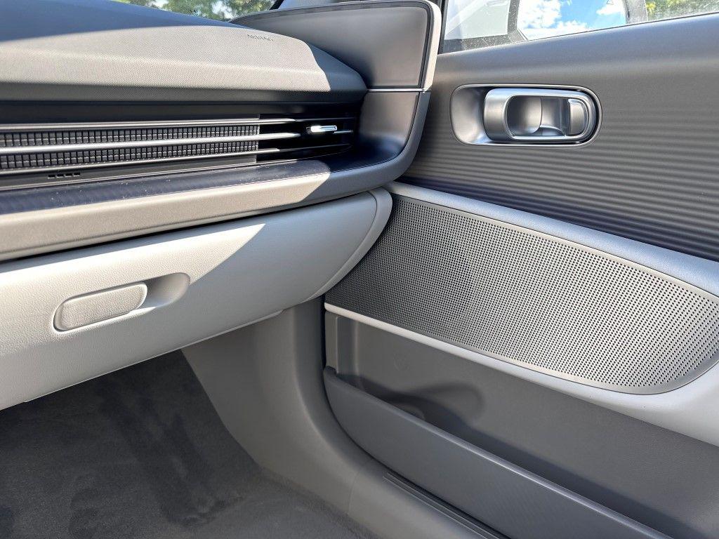 2024 Hyundai IONIQ 6 SEL - Photo 32