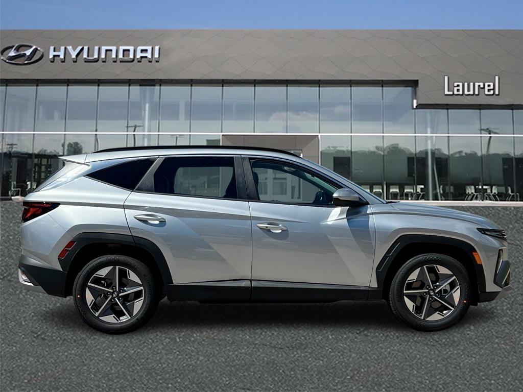 2026 Hyundai Tucson SEL photo 2