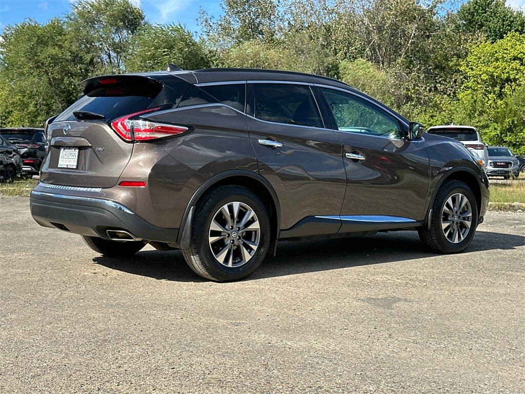 2017 Nissan Murano SV photo 2