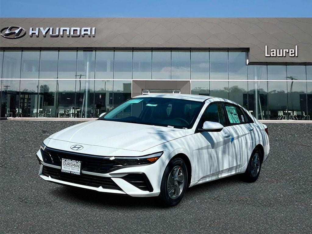 New 2026 Hyundai Elantra SE Sedan