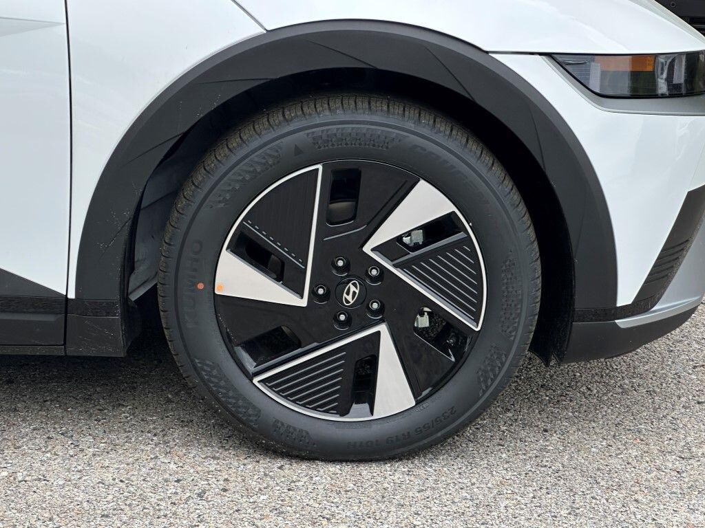 New 2025 Hyundai IONIQ 5 SEL SUV