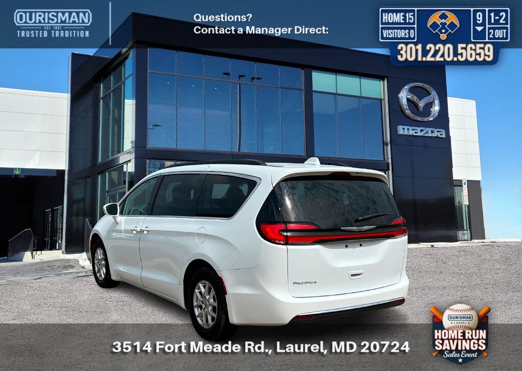 Used 2022 Chrysler Pacifica Touring L Van Passenger Van