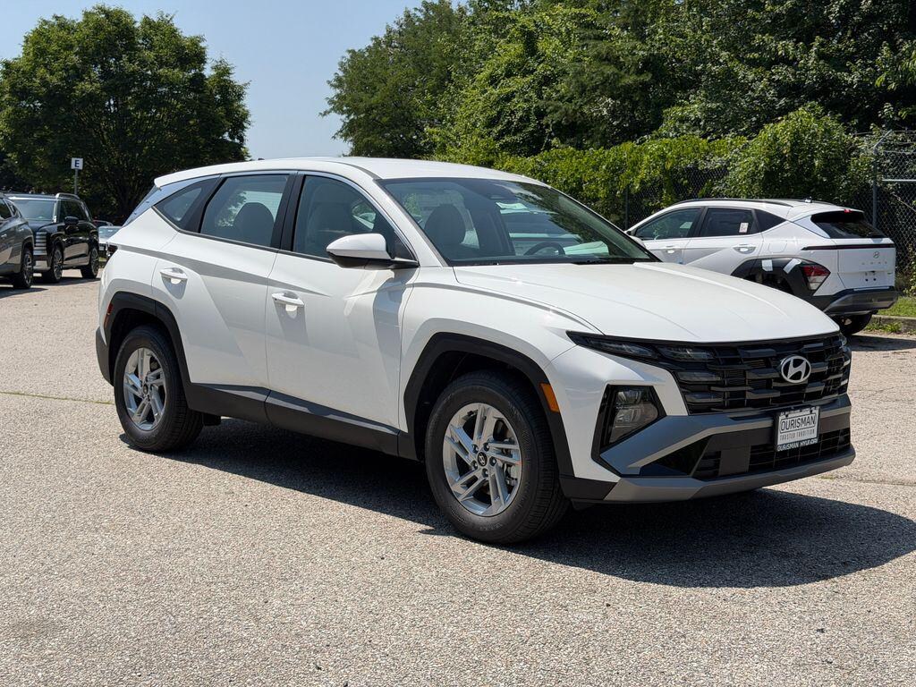 New 2026 Hyundai Tucson SE FWD SUV