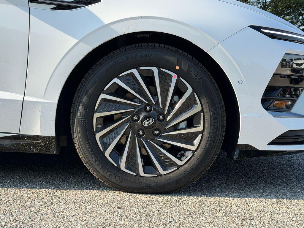 New 2026 Hyundai Sonata Hybrid Limited Sedan