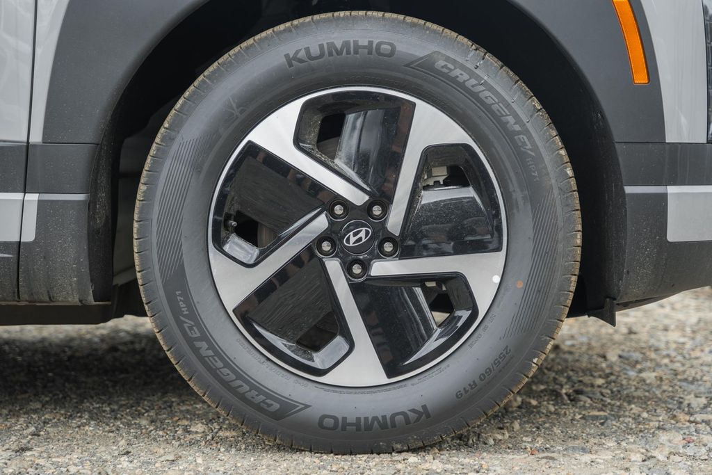 2026 Hyundai IONIQ 9 SE - Photo 16