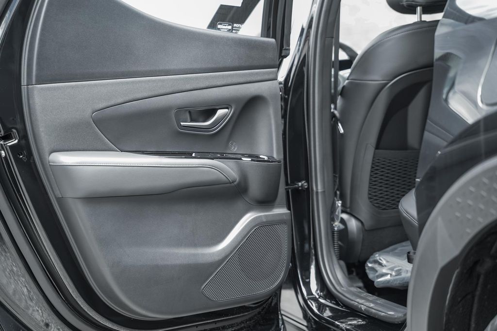 2025 Hyundai Santa Cruz Limited - Photo 33