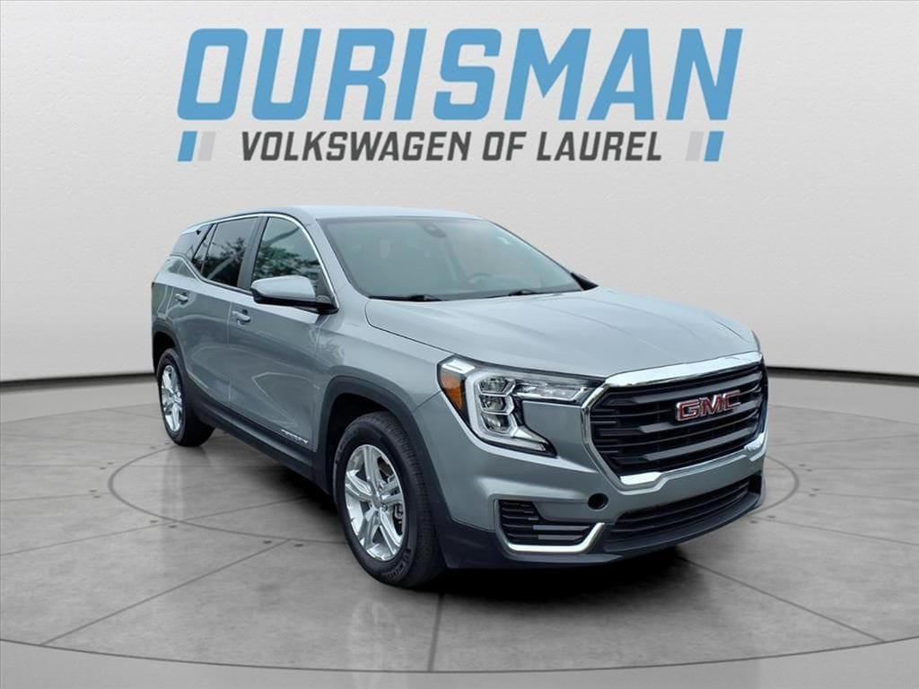 2024 GMC Terrain SLE's photo