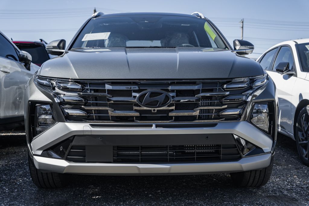 2026 Hyundai Tucson Hybrid Limited photo 2