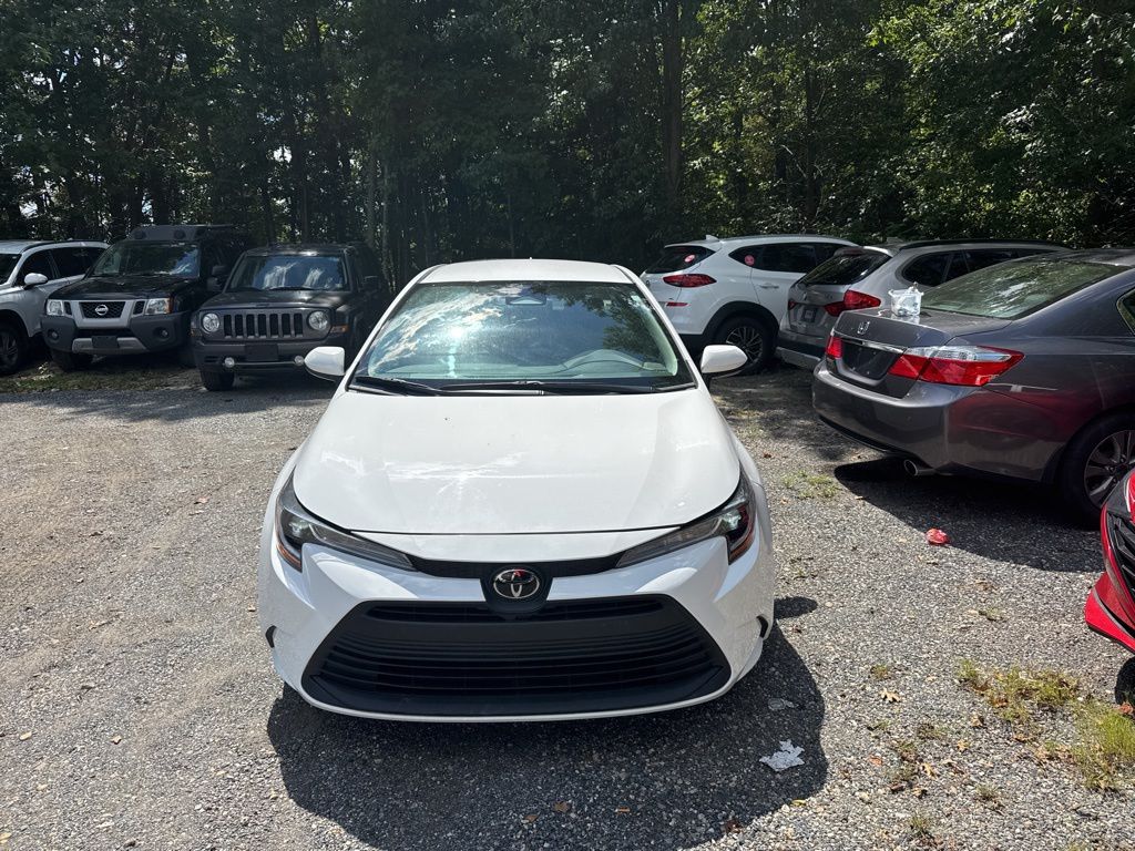 Used 2023 Toyota Corolla LE with VIN 5YFB4MDE1PP064591 for sale in Kansas City