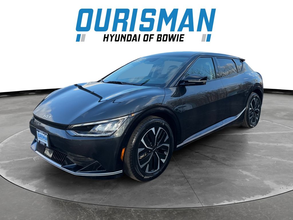 2024 Kia EV6 Wind photo 2