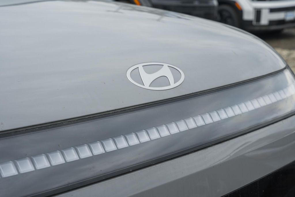 2026 Hyundai IONIQ 9 SE - Photo 11