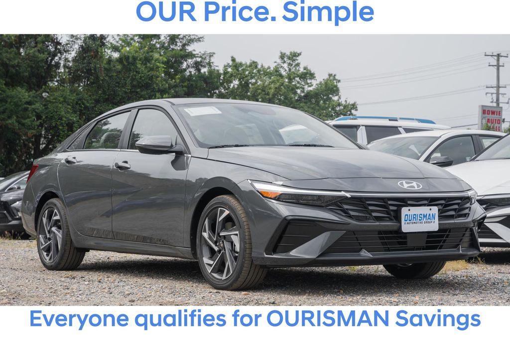 New 2025 Hyundai Elantra Limited Sedan