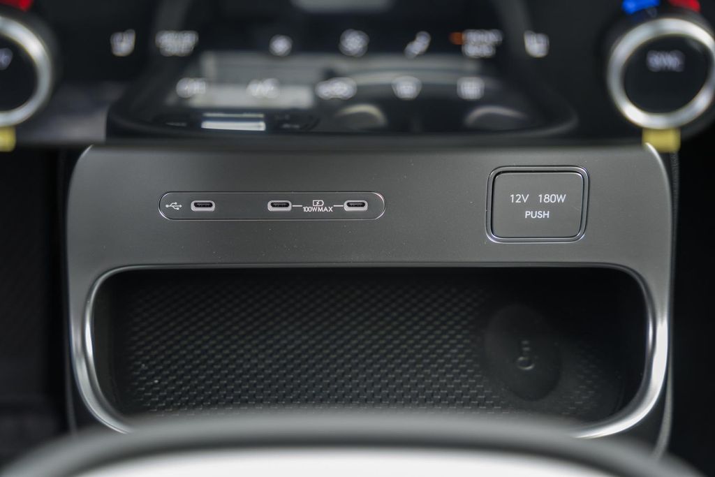 2026 Hyundai IONIQ 9 SE - Photo 22