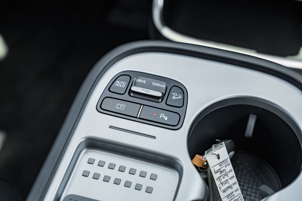 2026 Hyundai IONIQ 9 SEL - Photo 23