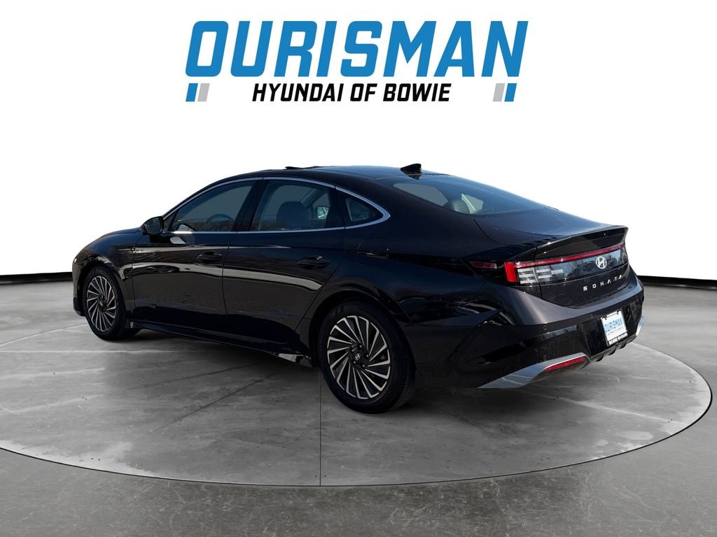 Used 2024 Hyundai Sonata Hybrid Limited Sedan