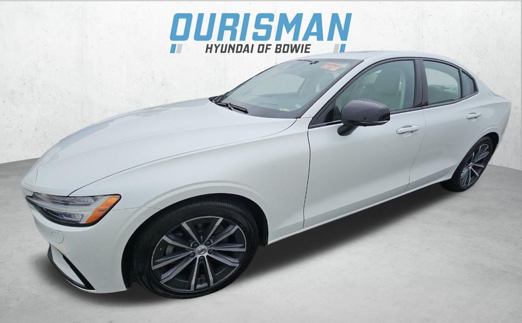 Used 2022 Volvo S60 Momentum with VIN 7JRL12TZXNG165702 for sale in Bowie, MD