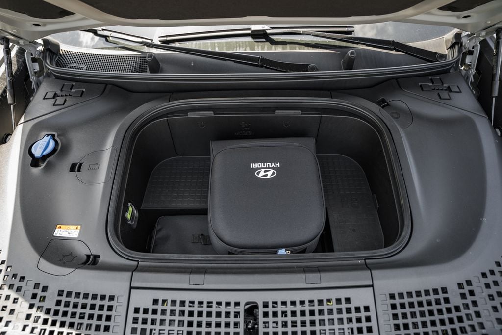 2026 Hyundai IONIQ 9 SEL - Photo 17