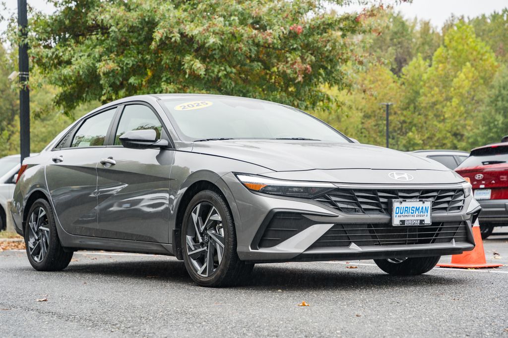 2025 Hyundai Elantra SEL