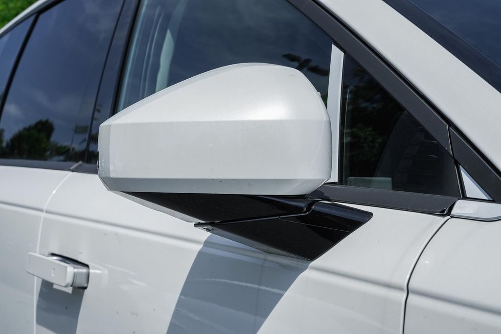 2026 Hyundai IONIQ 9 SE - Photo 13