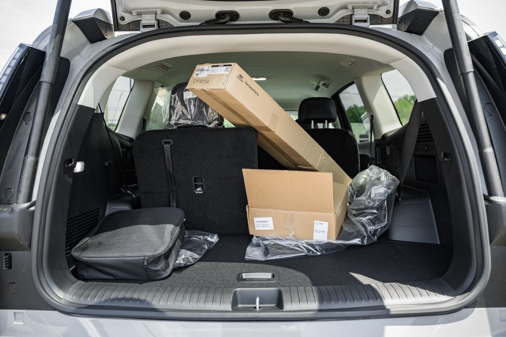 2026 Hyundai IONIQ 9 SEL - Photo 9