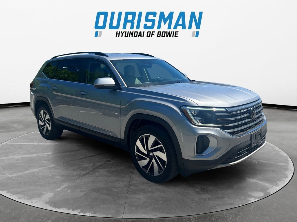 Used 2024 Volkswagen Atlas 2.0T SE w/Technology SUV