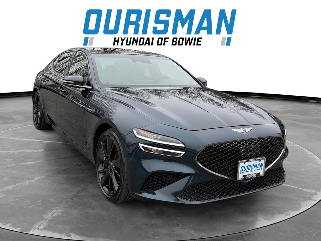2023 GENESIS G70 Standard's photo