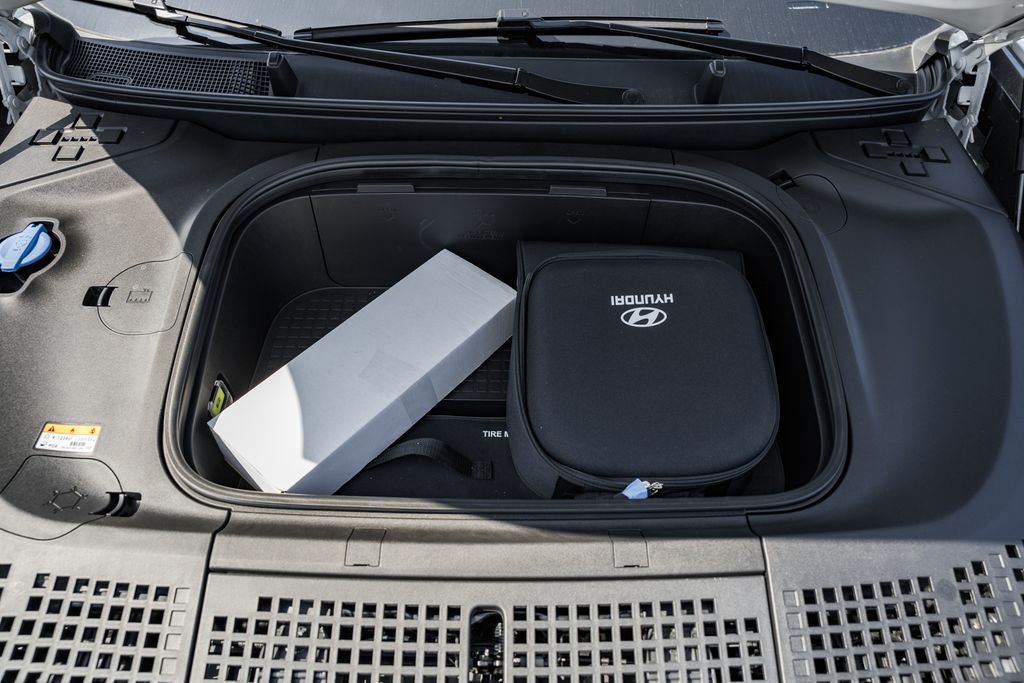 2026 Hyundai IONIQ 9 SEL - Photo 17