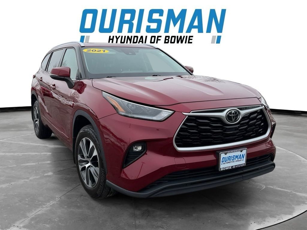 Used 2021 Toyota Highlander XLE SUV