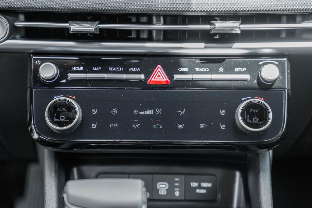 2025 Hyundai Santa Cruz Limited - Photo 21